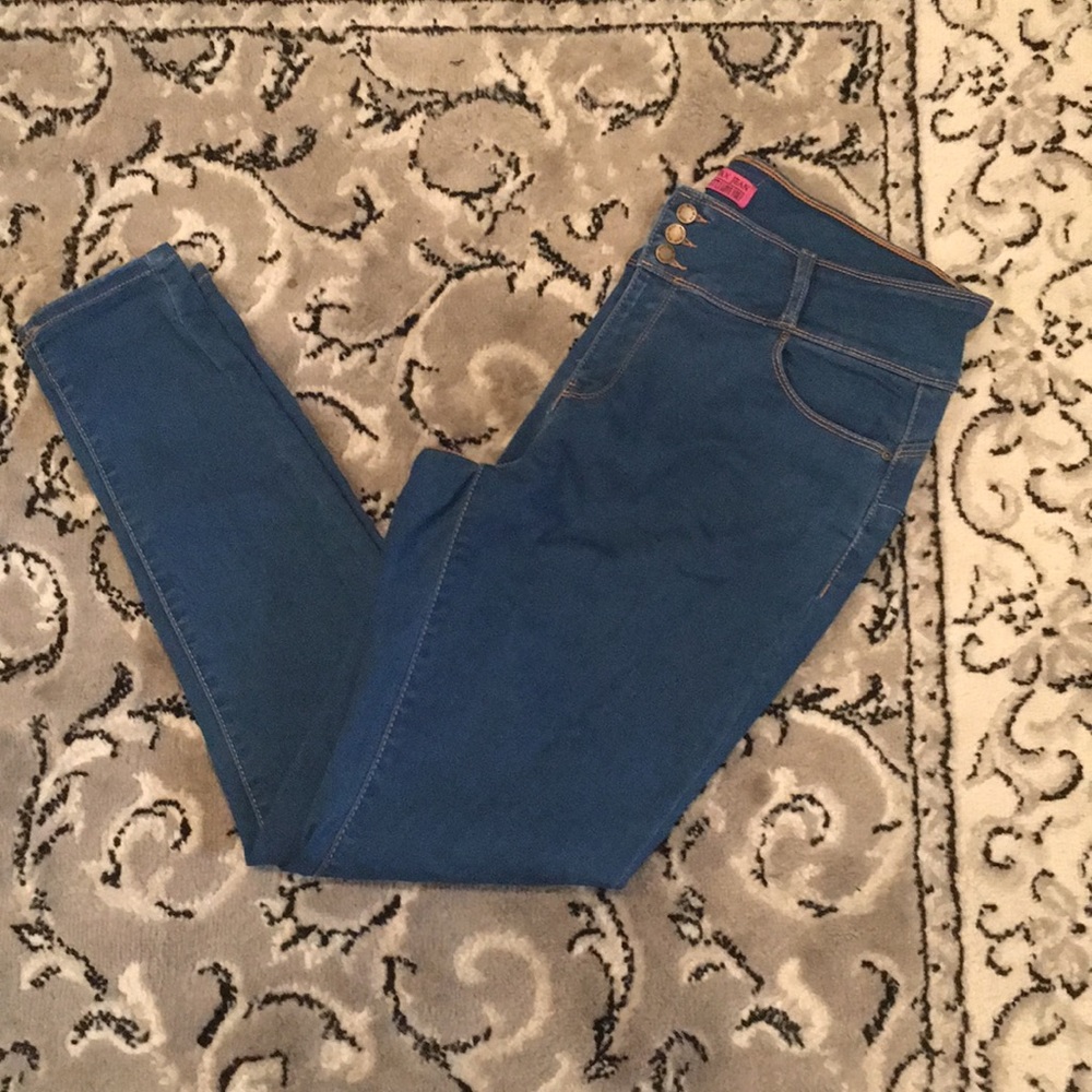 ✨Stretch Jeans medium light wash. Never worn!